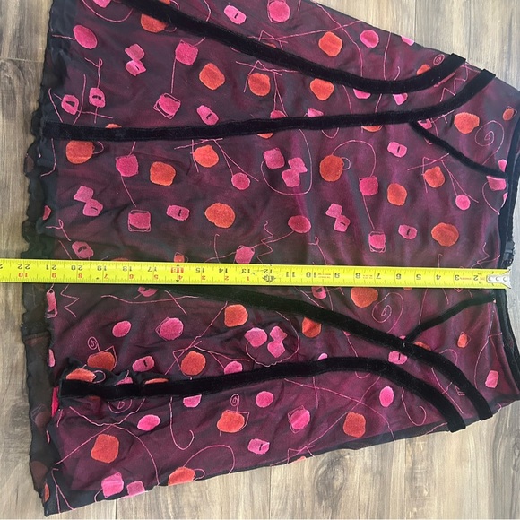 Black Skirt with Orange and Pink Pattern A-Line Knee-Length - Picture 3 of 4